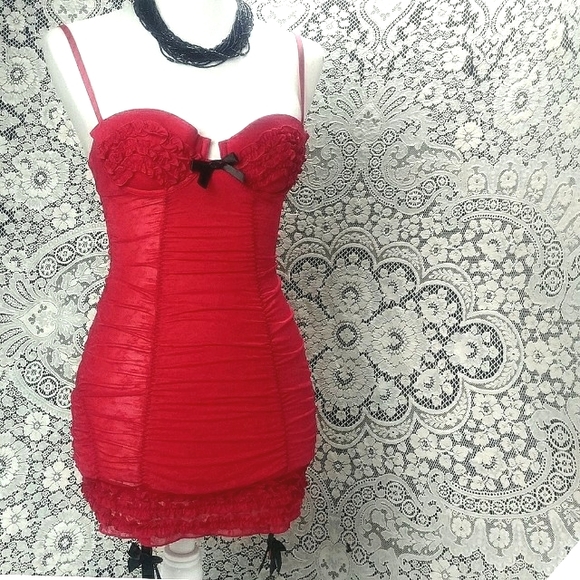 VS Sexy little things chemise/body